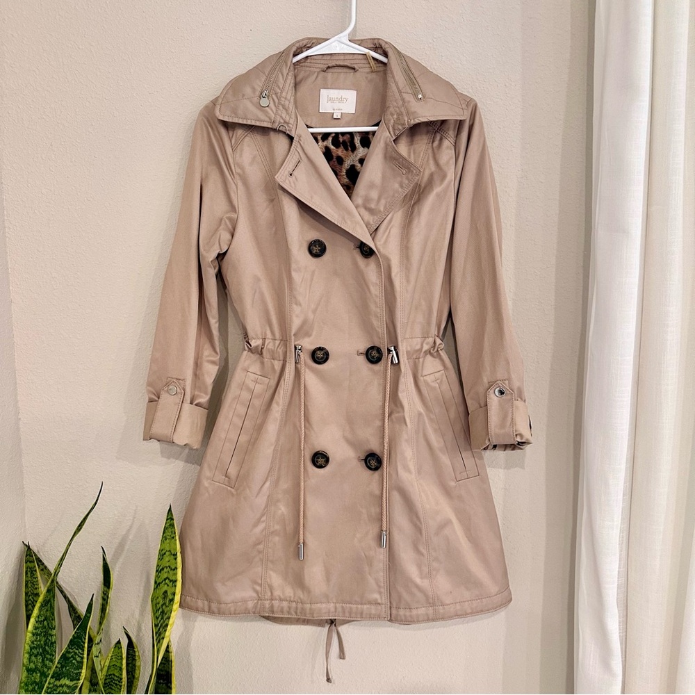 NWOT Laundry by Shelli Segal trench rain coat 🧥
